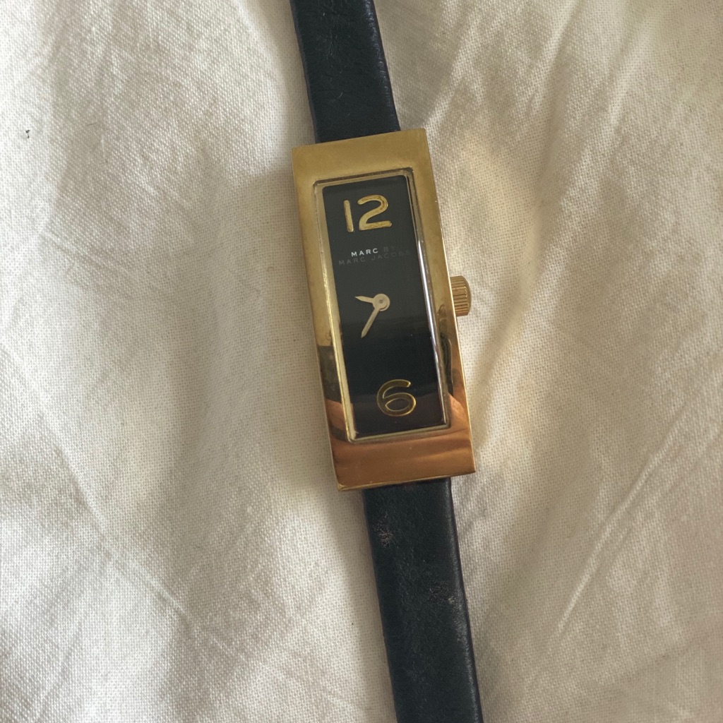 Marc Jacobs Leather Black And Good Watch 33$